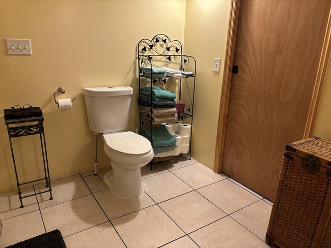 Photo - 2026 Nettles Blvd Unit SI ID1537507P