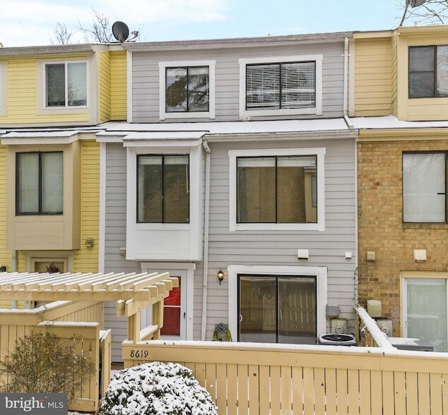 Building Photo - 8619 Welbeck Way