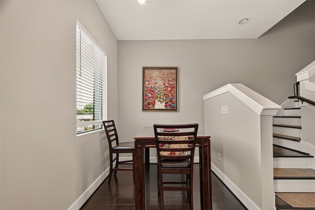 Photo - 1615 Milby St