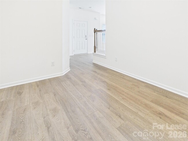 Photo - 2794 Yeager Dr NW