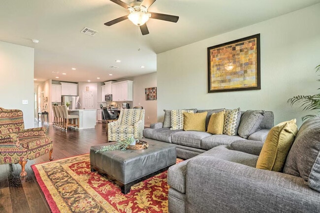 Photo - 5603 Chestnut Xing Unit SI ID1385902P