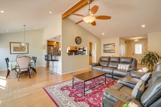 Photo - 420 Phoenix Cir Unit ID1304931P