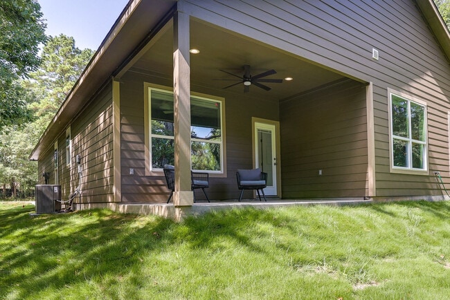 Photo - 11931 Lakeview Manor Dr Unit SI ID1545984P