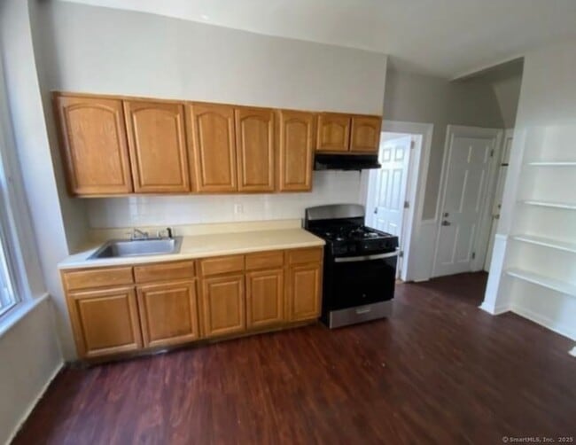 Building Photo - 317 Madison Ave Unit 1st