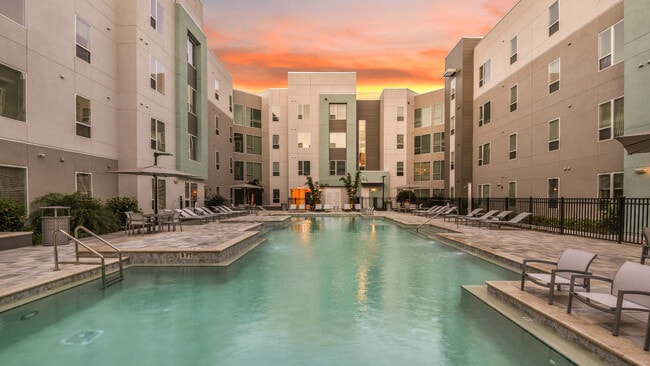 Photo - The Tiffany at Maitland West