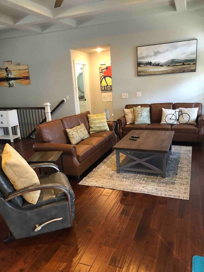 Photo - 1906 Almand Dr Unit ID1369206P