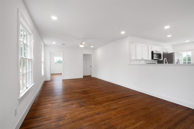 Photo - 247 Foothill Rd