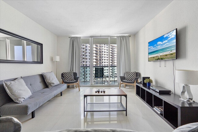 Building Photo - 3901 S Ocean Dr Unit FL8-ID1049828P