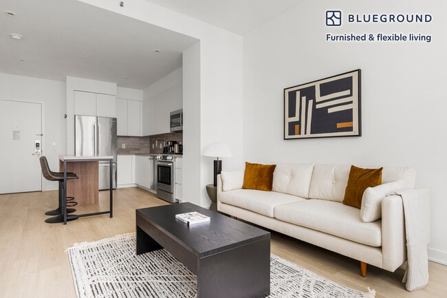 Photo - 160 Front St Unit FL5-ID2163