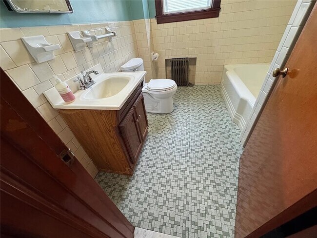 Photo - 43 Westerly Ave