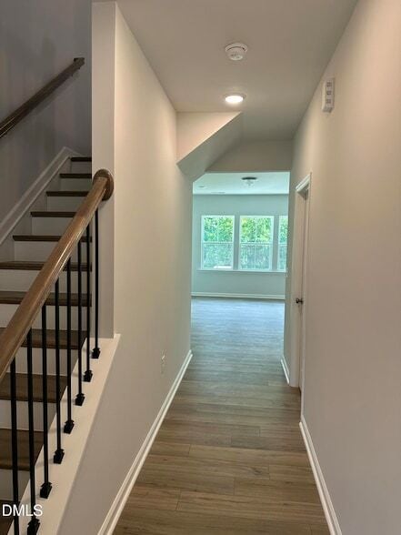 Photo - 531 Glen Clova Dr