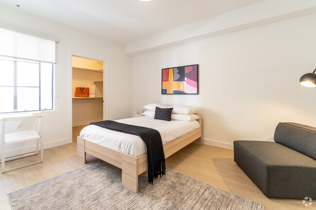 2BR, 2BA - 1,129 SF - Luxe Villas