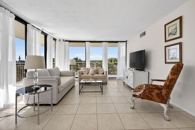 Photo - 3400 N Ocean Dr Unit 408