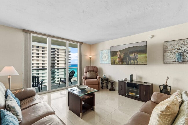 Photo - 3801 S Ocean Dr Unit SI FL11-ID1465698P