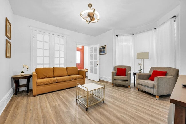 Building Photo - 3838 Bagley St Unit ID1239377P