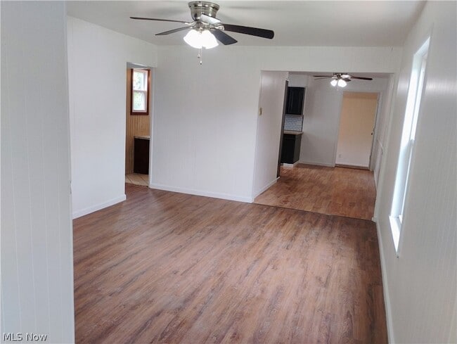 Photo - 1514 Manhattan Ave