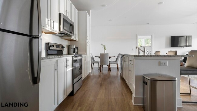 Photo - 5209 Craftsman Dr Unit 700-310