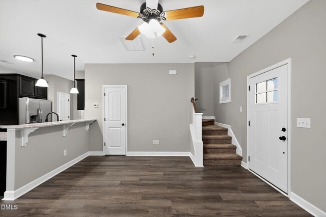 Photo - 411 E 3rd St