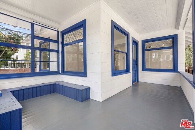 Photo - 2650 2nd St