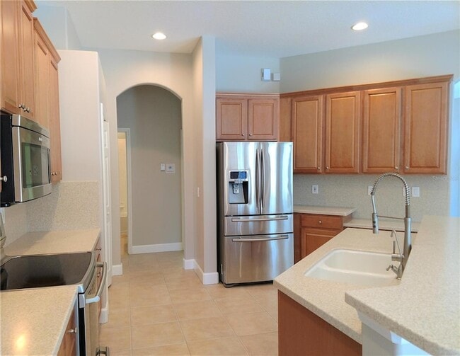 Photo - 919 Scherer Way