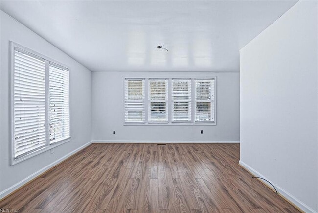 Photo - 480 Richneck Rd