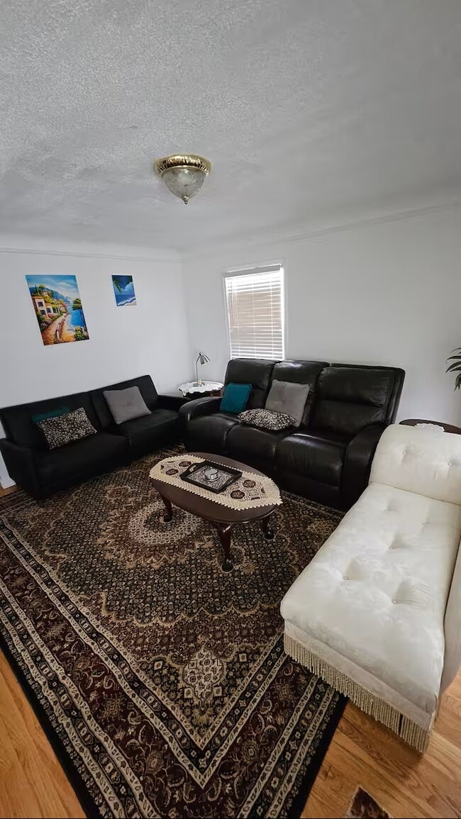 Building Photo - 4225 Jonathon St