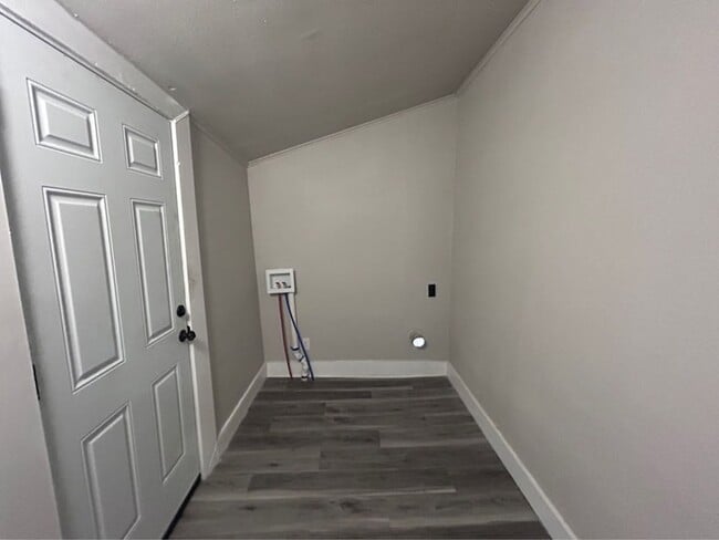 Photo - 1710 W 15th St