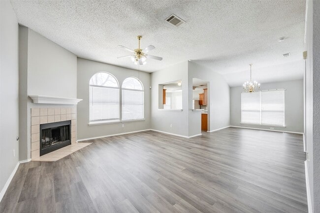 Photo - 6431 St Leonard Dr