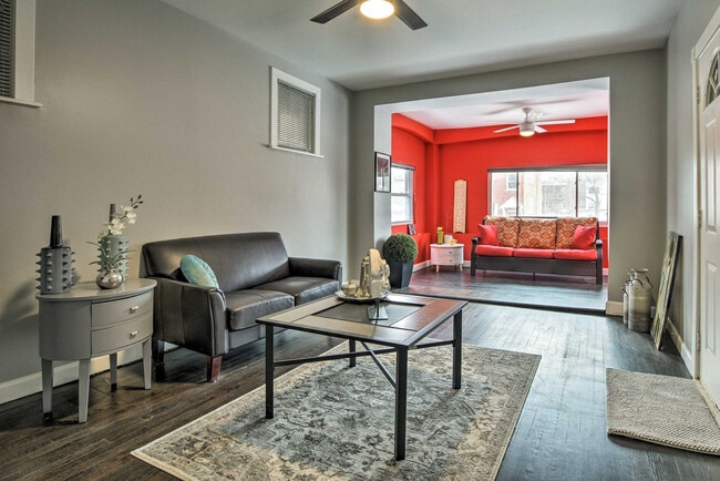 Building Photo - 220 N Laporte Ave Unit SI ID1546302P