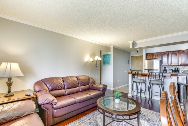 Building Photo - 1305 Speer Blvd Unit SI FL10-ID1546113P