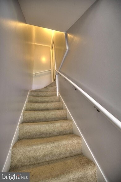 Photo - 1405 N Decker Ave Unit 2