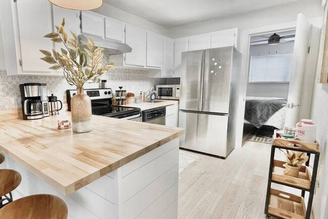 Photo - 253 Hayden Rd Unit SI ID1502016P