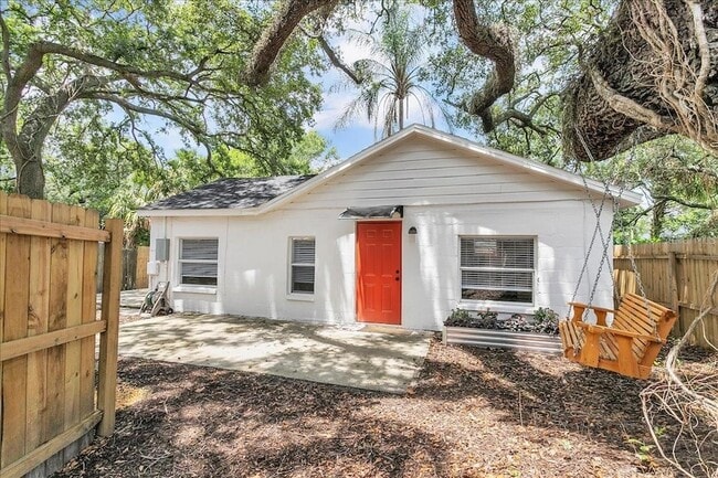 Building Photo - 6008 N Tampa St
