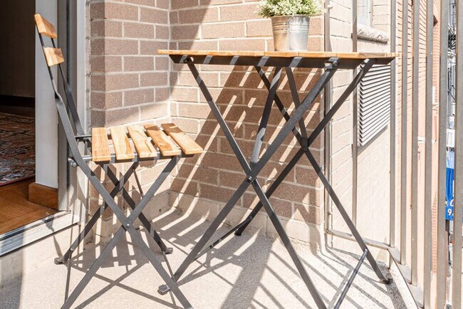 Photo - 209 W 20th St Unit SI ID1013663P