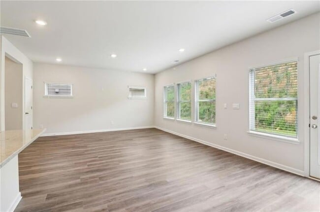 Photo - 2759 Aralynn Wy