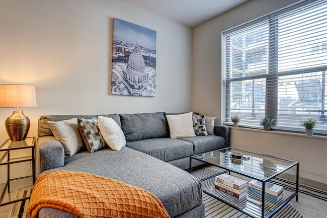 Photo - 5022 American Pkwy Unit ID1377404P