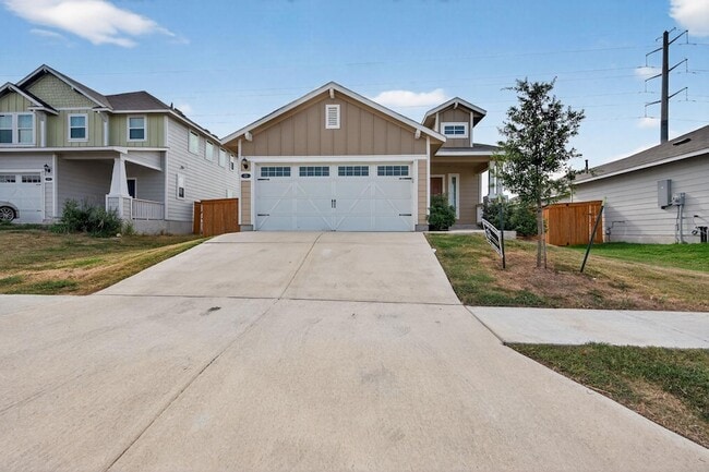 Building Photo - 128 Shugart St