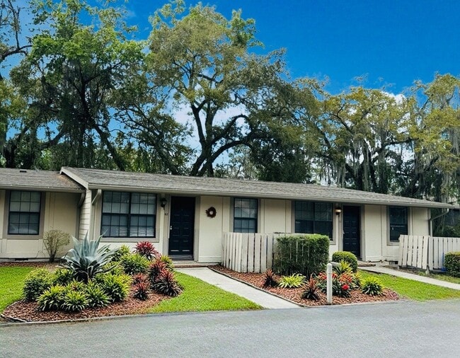 Photo - The Cottages @ Clermont