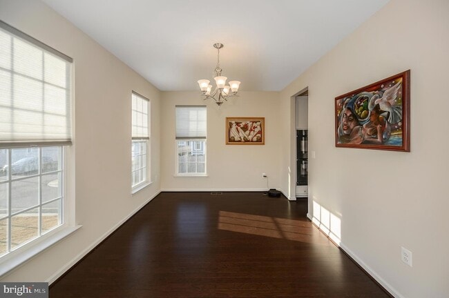 Photo - 1070 Coriander Ln