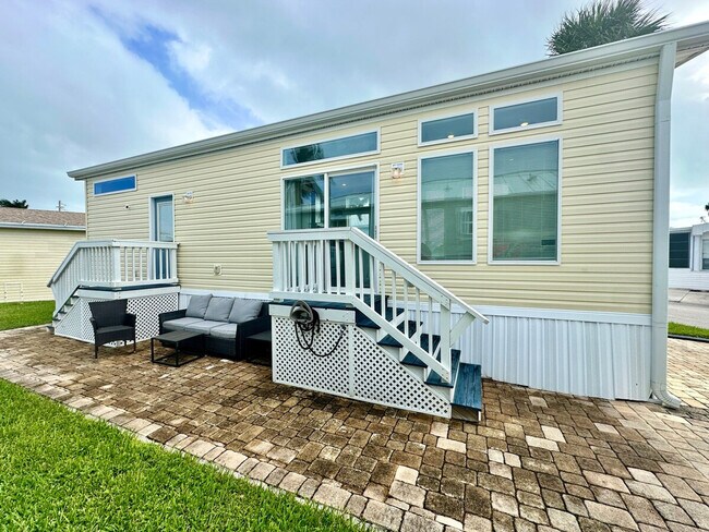 Photo - 1003 Nettles Blvd Unit SI ID1537527P