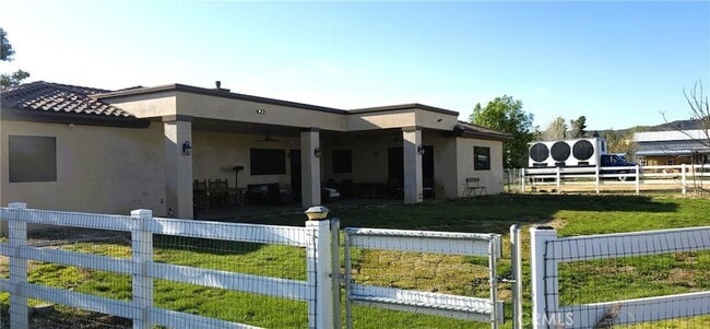 Photo - 10750 Union St