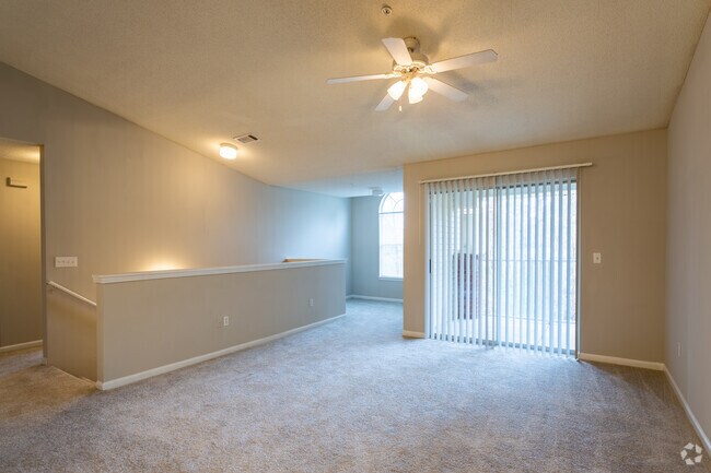 3BR,2BA 1400sqft - Arbors On Reservoir