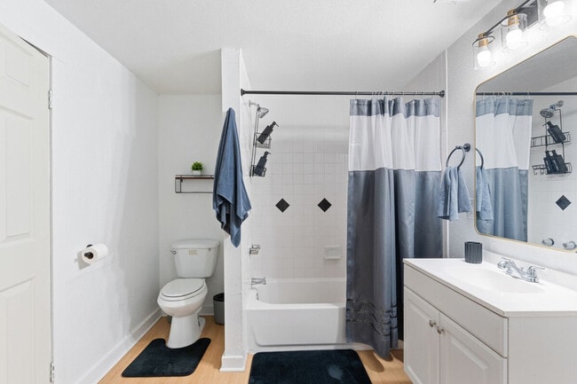 Photo - 3903 E Powhatan Ave Unit SI ID1244367P