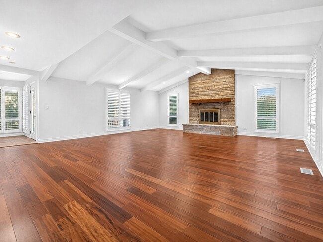Photo - 800 Ridgemoor Dr
