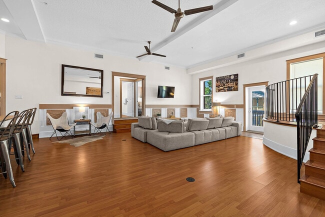 Photo - 92 Washington St Unit FL2-ID1281952P