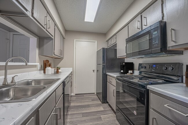 Photo - Paces Crossing