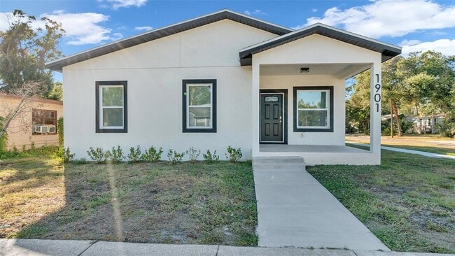 Photo - 1901 31st St S