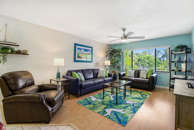 Building Photo - 6703 Midnight Pass Rd Unit SI FL2-ID1591488P
