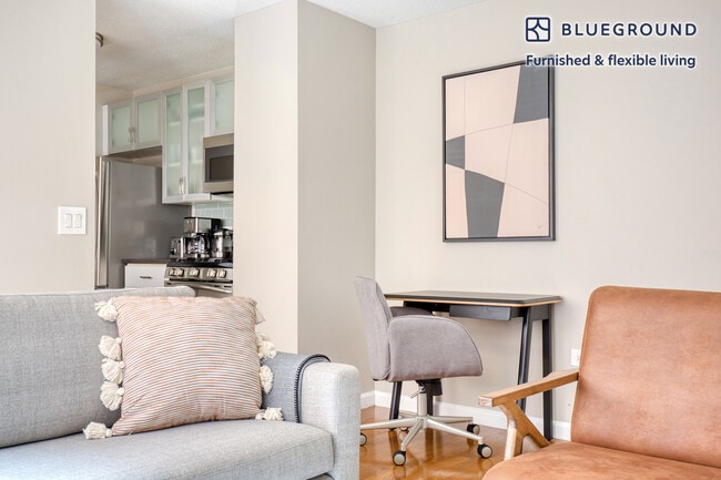 Photo - 189 W 89th St Unit FL7-ID713