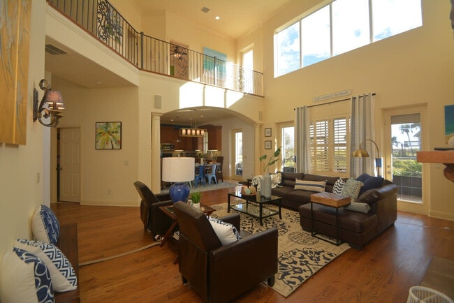 Photo - 58 Ocean St Unit ID1261616P